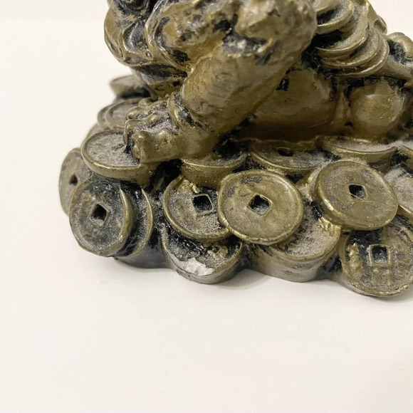 Chinese Feng Shui Resin Wealth Lucky Money Frog Statue Figurine Chip - Picture 3 of 11